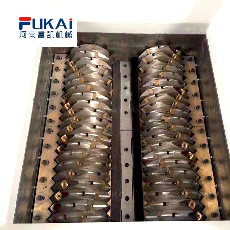 噸包袋撕碎機